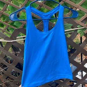 Lululemon tank